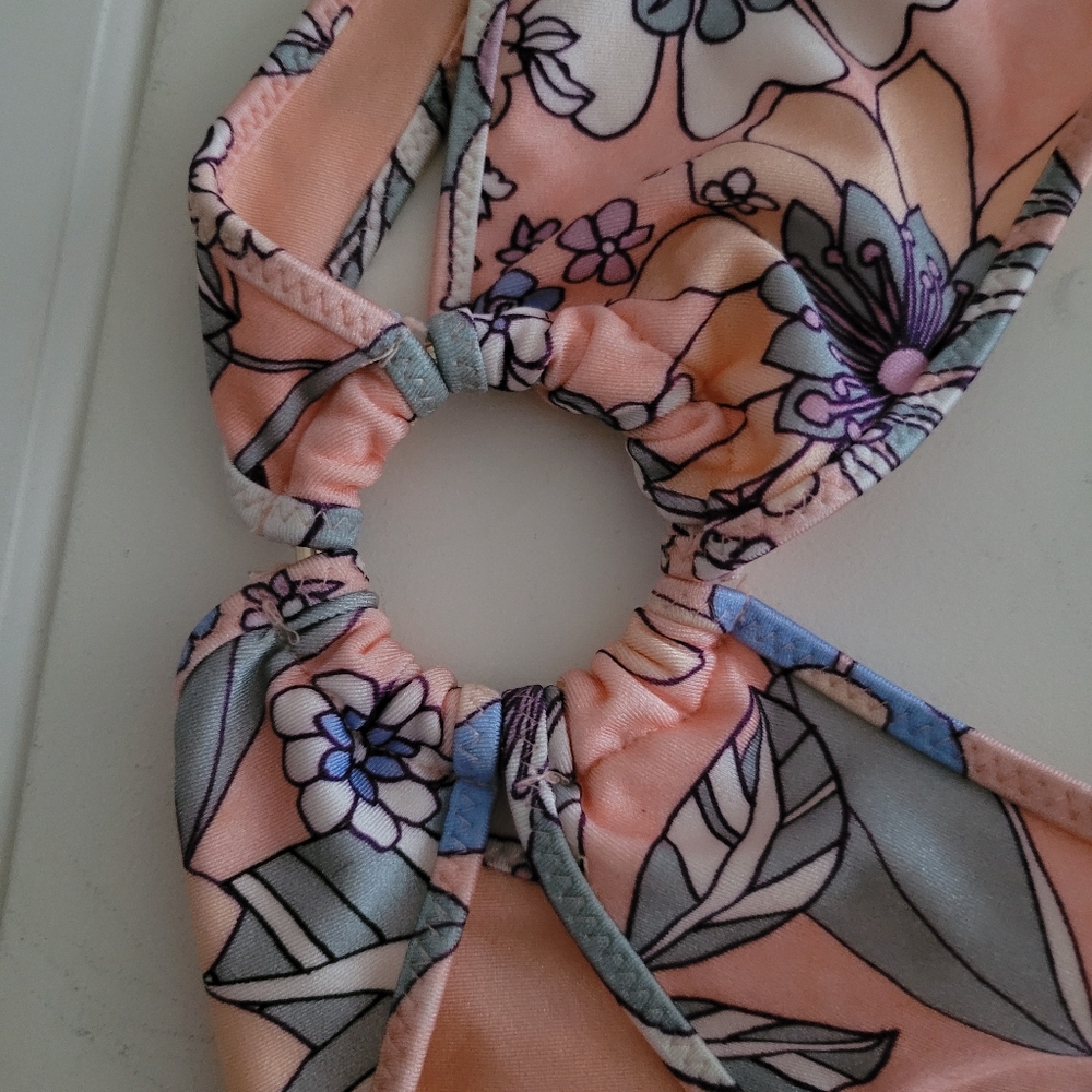 NWOT TRIANGL Sophia One Piece Floral Cut Out swimsuit size Xsmal New without … - Picture 7 of 14